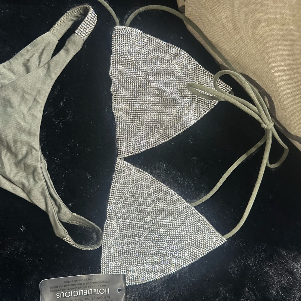 Chic Black Rhinestone Embellished Bikini Swimwear - Picture 11 of 15